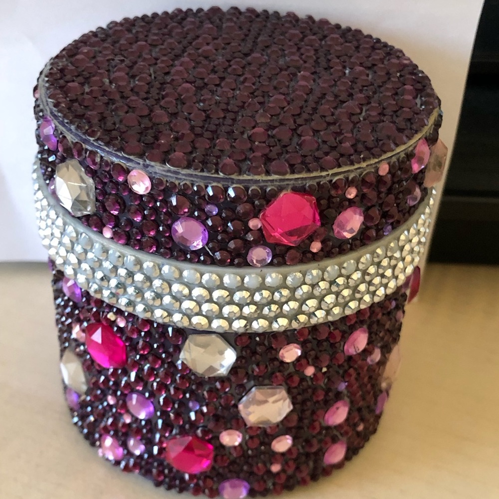 Prai collectible bling jar